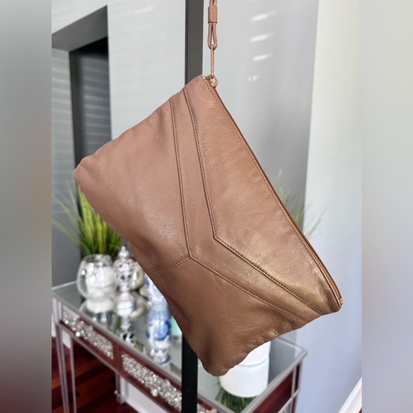 Samantha Scott Leather Clutch - Picture 3 of 8